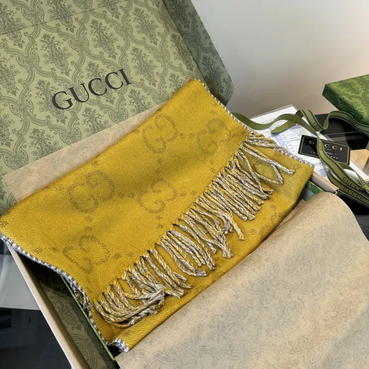 スーパーコピー グッチ マフラー