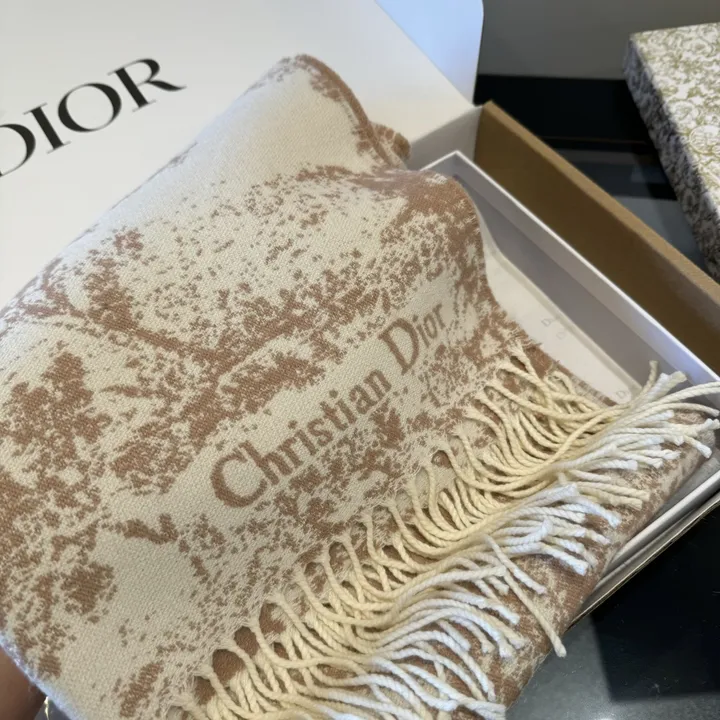 スーパーコピー グッチ マフラー