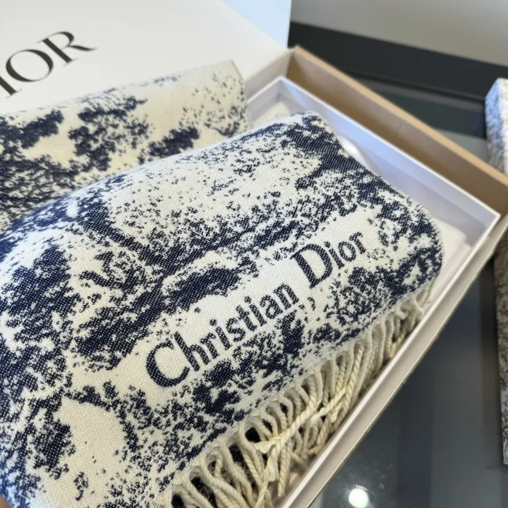 スーパーコピー グッチ マフラー