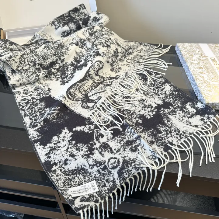 スーパーコピー グッチ マフラー