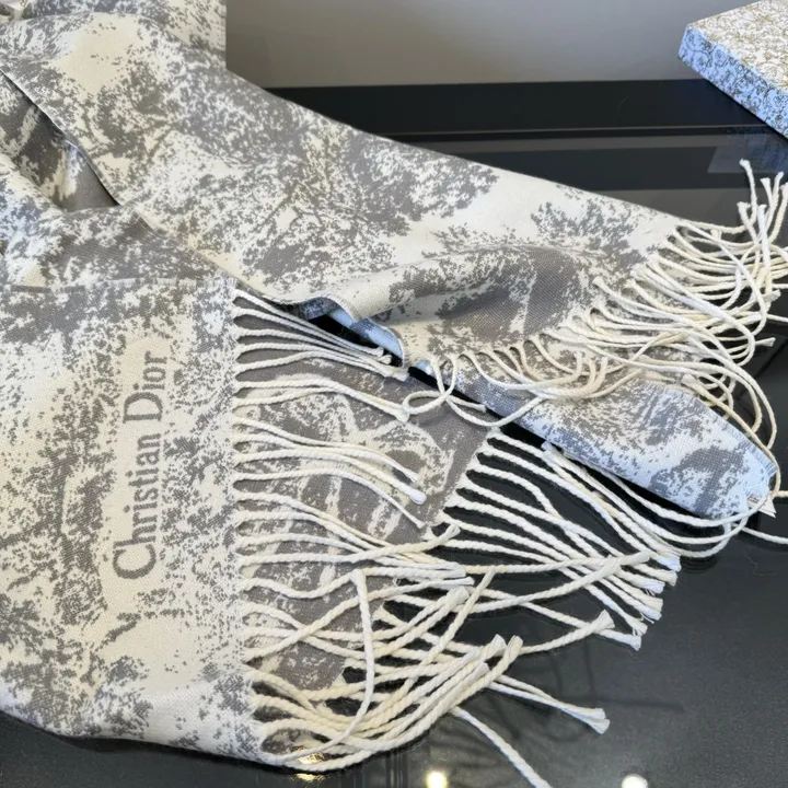 スーパーコピー ディオール マフラー