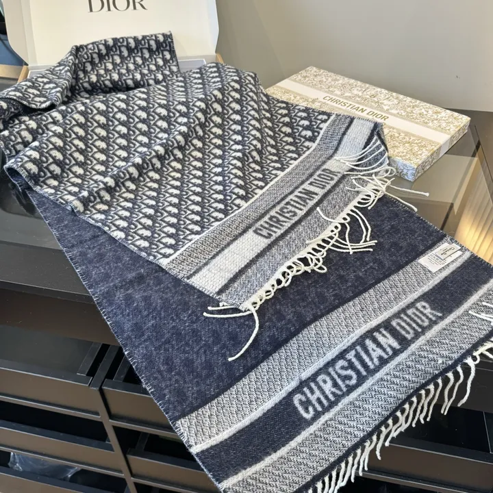 スーパーコピー ディオール マフラー