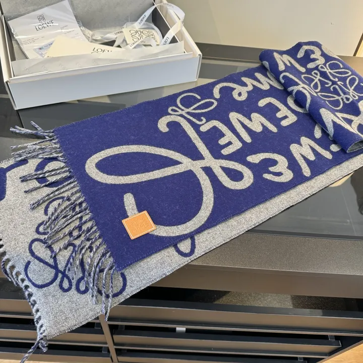 スーパーコピー ロエベ マフラー