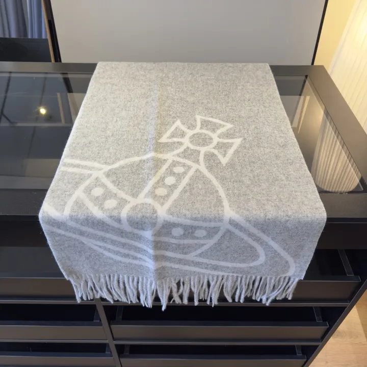 スーパーコピー ヴィヴィアン・ウエストウッド マフラー