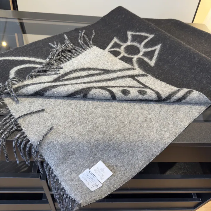 スーパーコピー ヴィヴィアン・ウエストウッド マフラー