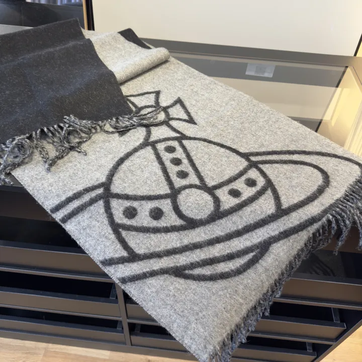 スーパーコピー ヴィヴィアン・ウエストウッド マフラー