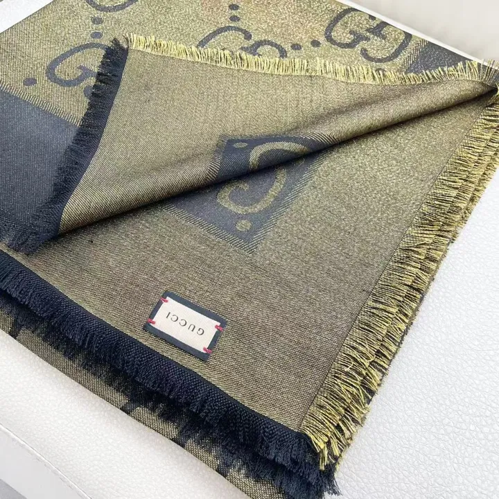 スーパーコピー グッチ マフラー