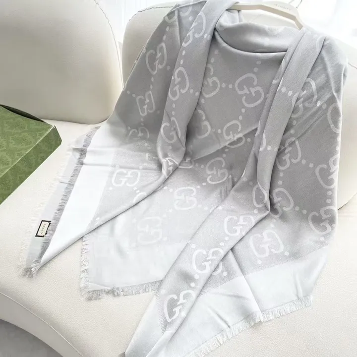 スーパーコピー グッチ マフラー