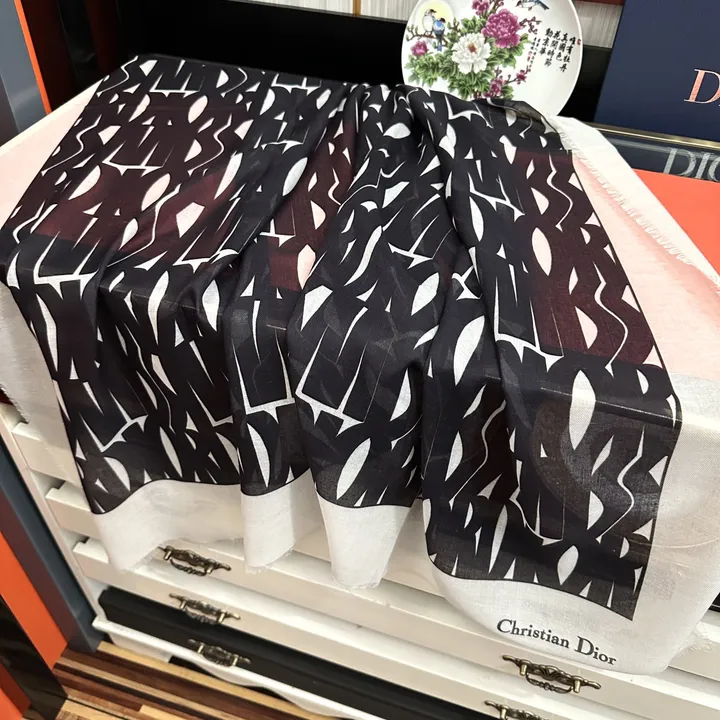 スーパーコピー ディオール マフラー