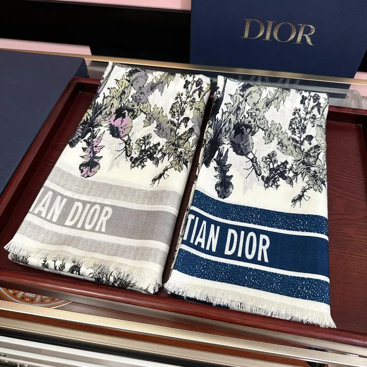 スーパーコピー ディオール マフラー