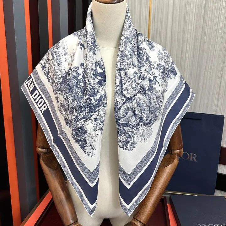 スーパーコピー ディオール マフラー