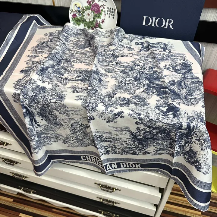 スーパーコピー ディオール マフラー