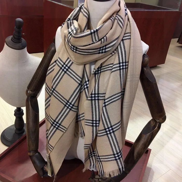 スーパーコピー バーバリー ス マフラー