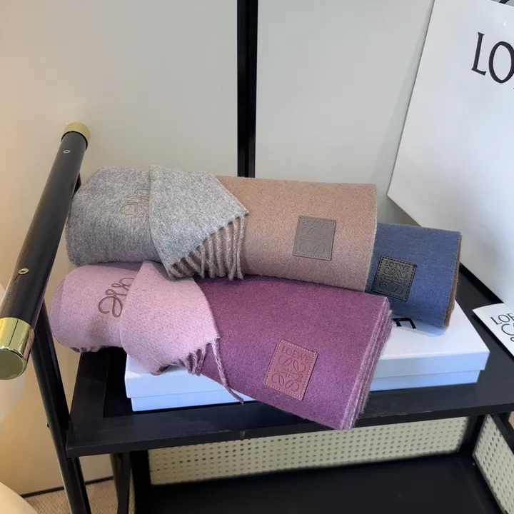 スーパーコピー ロエベ マフラー