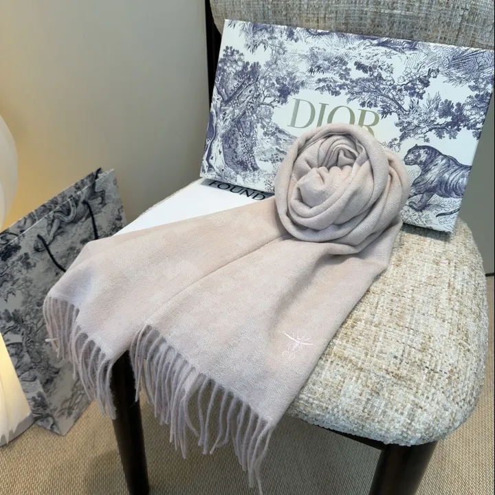 スーパーコピー ディオール マフラー