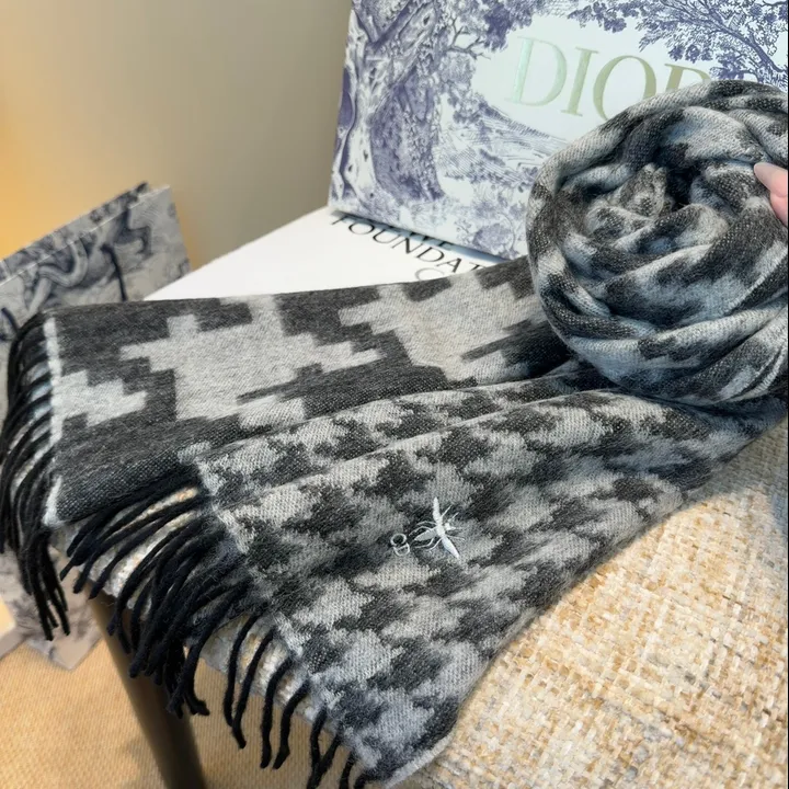 スーパーコピー ディオール マフラー