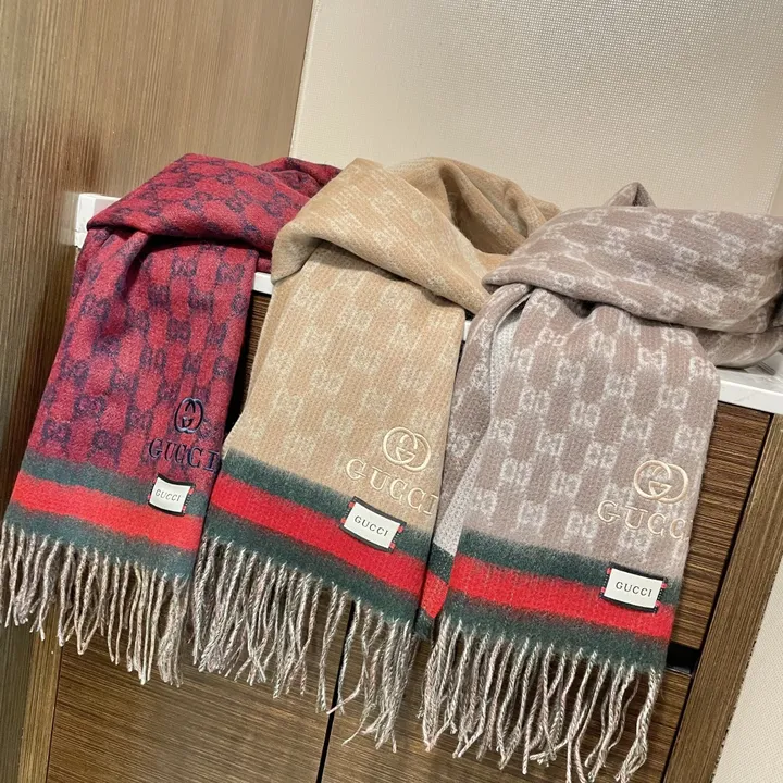 スーパーコピー グッチ マフラー