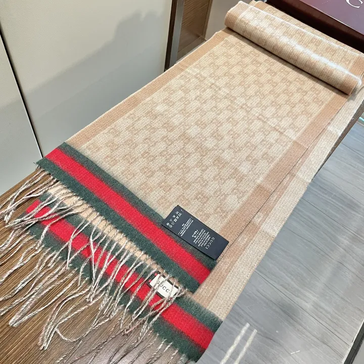 スーパーコピー グッチ マフラー