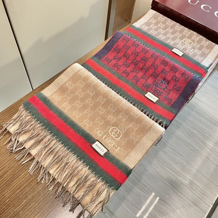 スーパーコピー グッチ マフラー