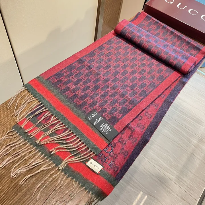 スーパーコピー グッチ マフラー