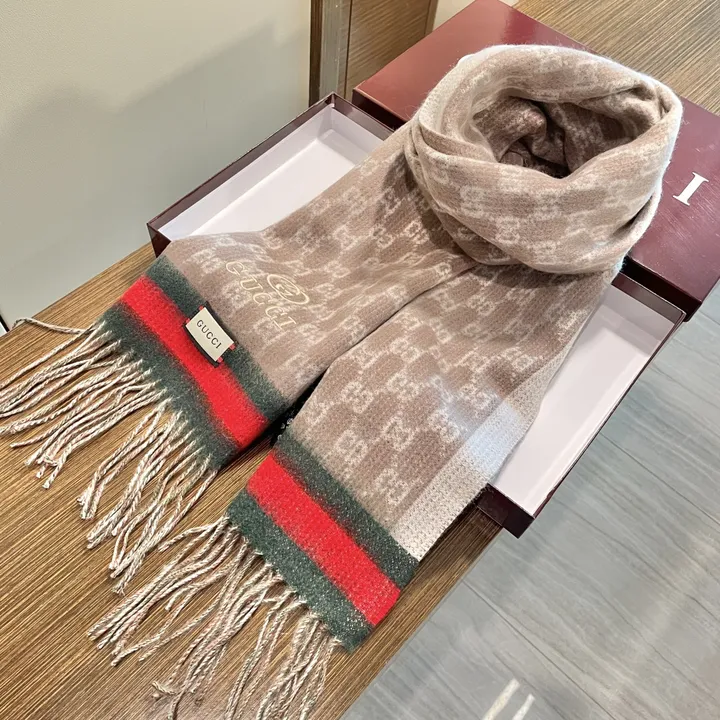 スーパーコピー グッチ マフラー