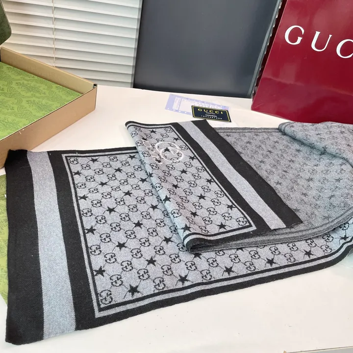 スーパーコピー グッチ マフラー