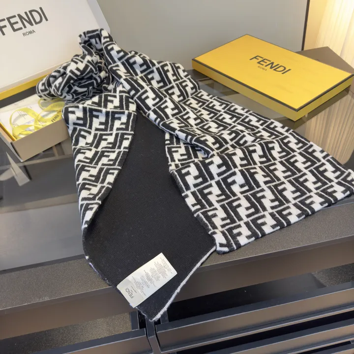 スーパーコピー フェンディ マフラー