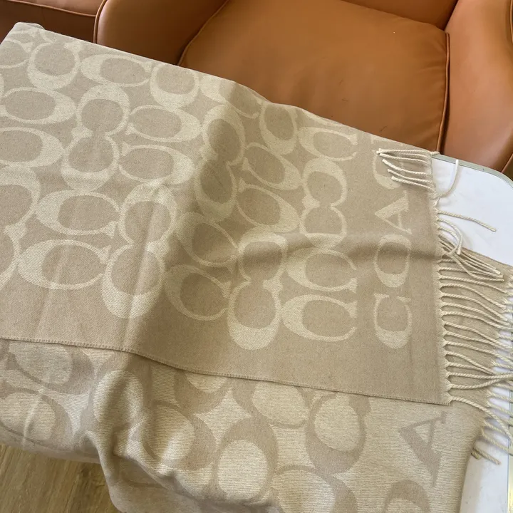 スーパーコピー コーチ マフラー