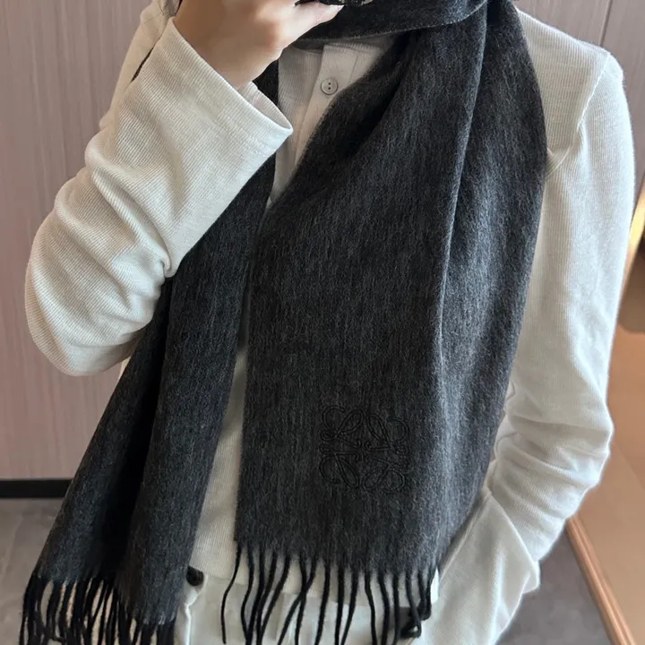 スーパーコピー ロエベ マフラー