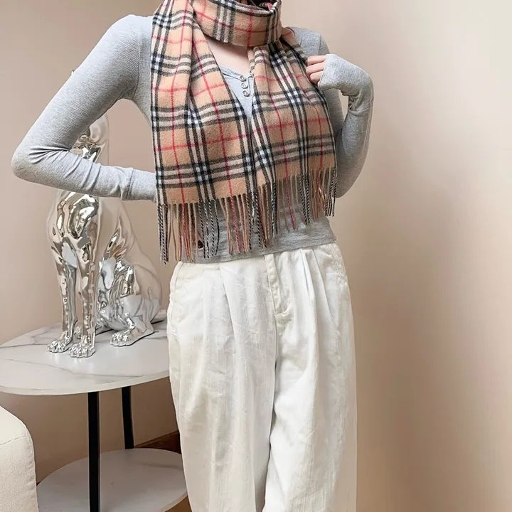 スーパーコピー バーバリー ス マフラー