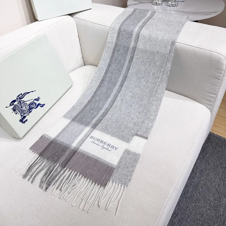 スーパーコピー バーバリー ス マフラー