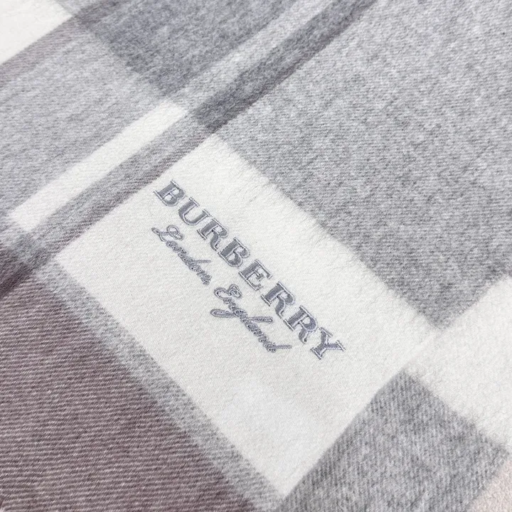 スーパーコピー バーバリー ス マフラー