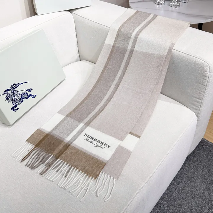 スーパーコピー バーバリー ス マフラー