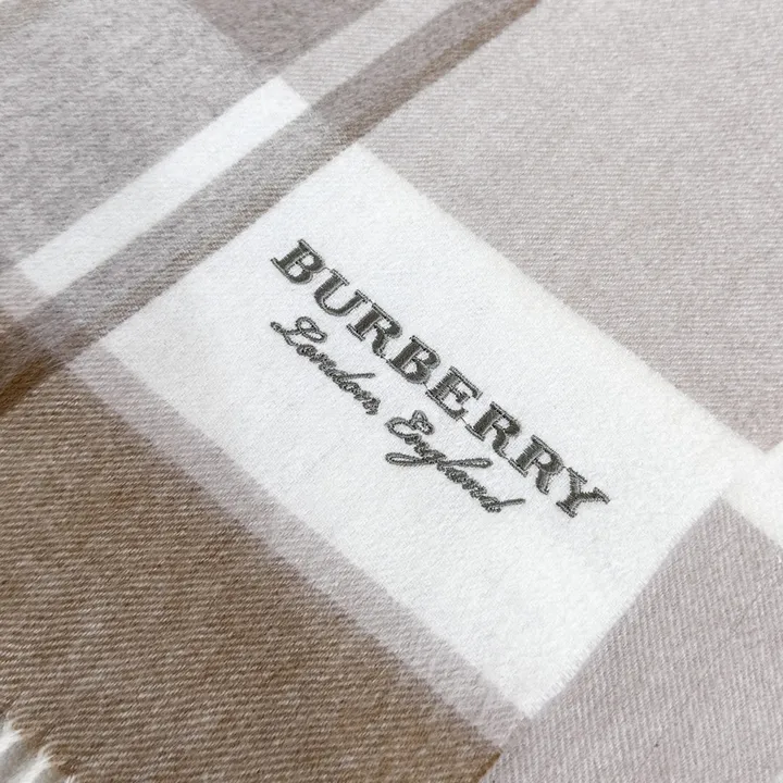 スーパーコピー バーバリー ス マフラー