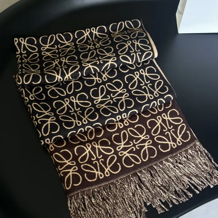 スーパーコピー ロエベ マフラー