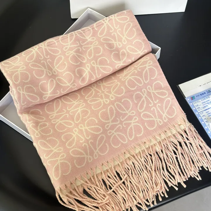 スーパーコピー ロエベ マフラー