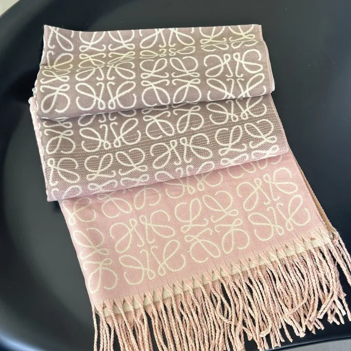 スーパーコピー ロエベ マフラー