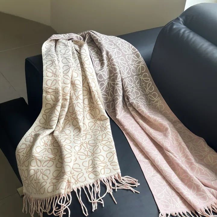 スーパーコピー ロエベ マフラー