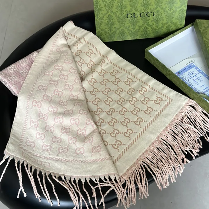 スーパーコピー グッチ マフラー