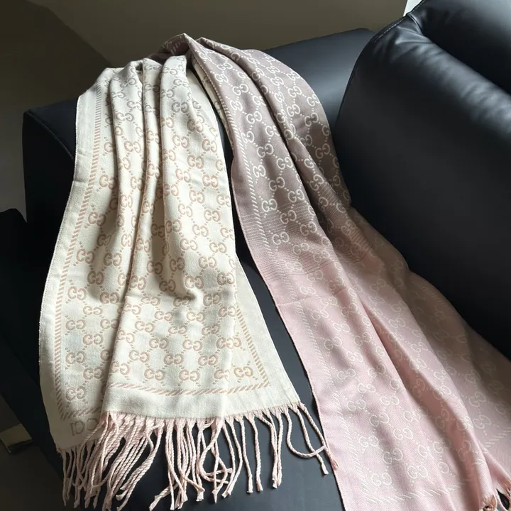 スーパーコピー グッチ マフラー