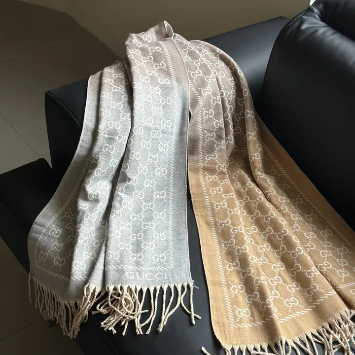 スーパーコピー グッチ マフラー