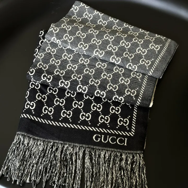 スーパーコピー グッチ マフラー