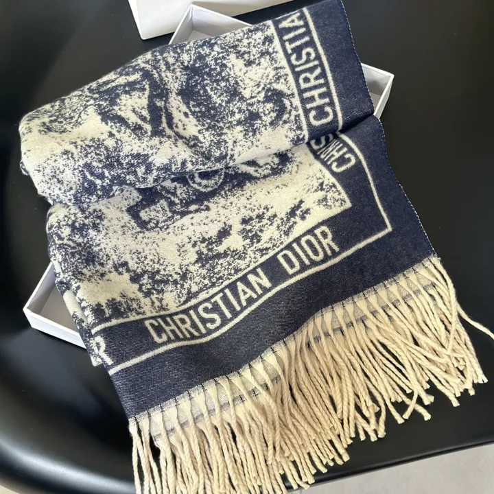 スーパーコピー ディオール マフラー