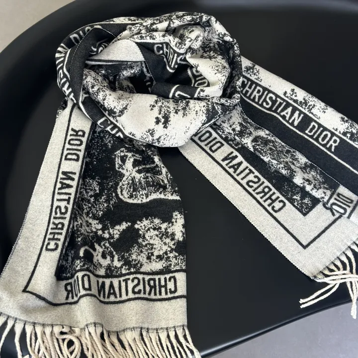 スーパーコピー ディオール マフラー