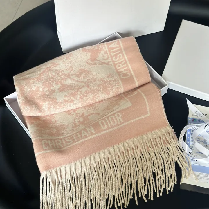 スーパーコピー ディオール マフラー