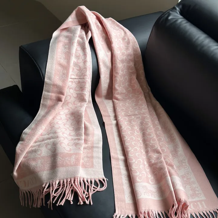 スーパーコピー コーチ マフラー