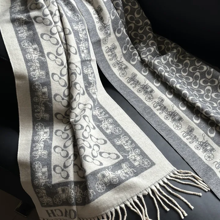 スーパーコピー コーチ マフラー