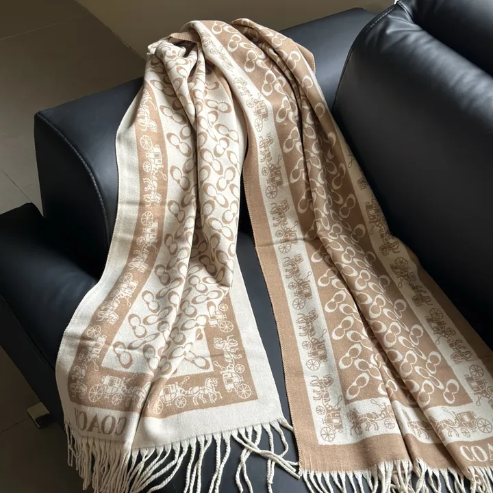 スーパーコピー コーチ マフラー