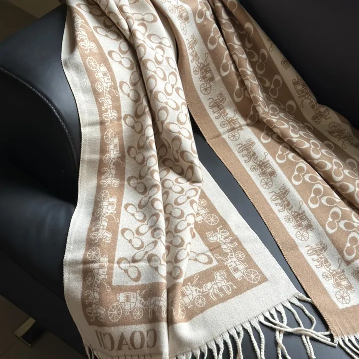 スーパーコピー コーチ マフラー