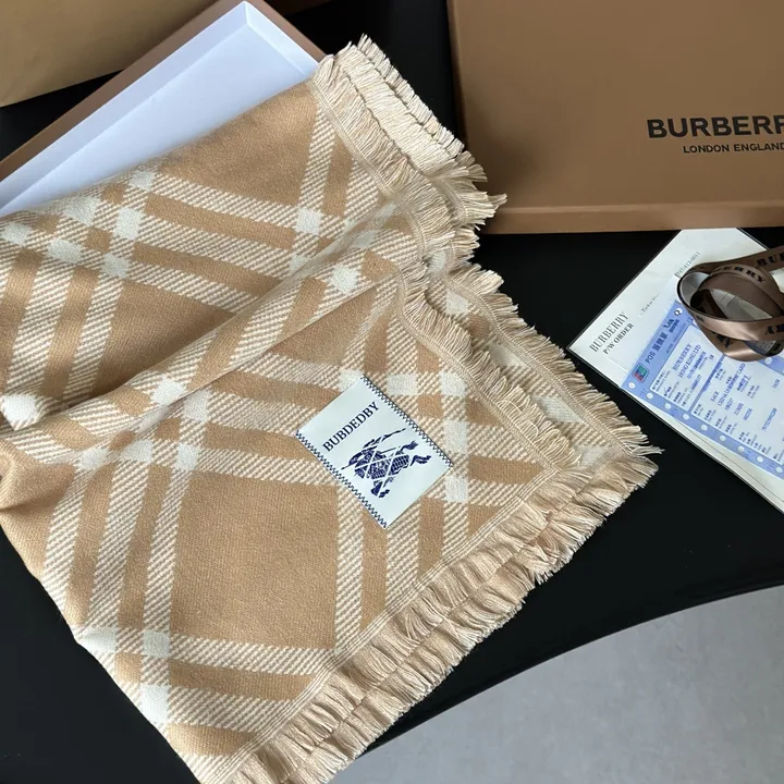 スーパーコピー バーバリー ス マフラー